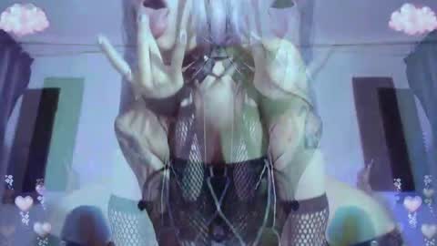        online show from 05-12-26, 04:20