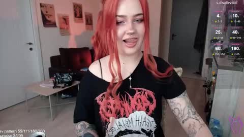 traumfrau Kira angel face devil eyes I SELL A LOT VIDEO IN GALLERY online show from 05-10-26, 11:26