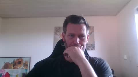 Snapshot of gottalop chatting on 06-01-26, 01:02 gottalop online show from 06-01-26, 01:02