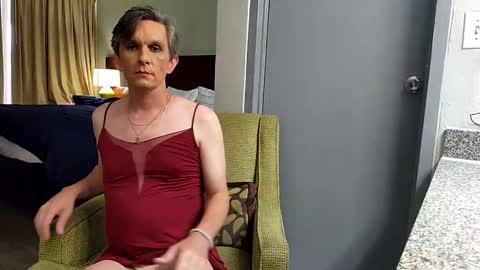 Snapshot of gpeccary chatting on 10-25-25, 08:14 gpeccary online show from 10-25-25, 08:14