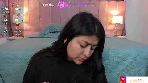 Snapshot of grace77_ chatting on 02-18-25, 12:17 Grace online show from 02-18-25, 12:17