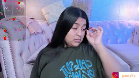 Snapshot of grace77_ chatting on 09-23-25, 09:34 Grace online show from 09-23-25, 09:34