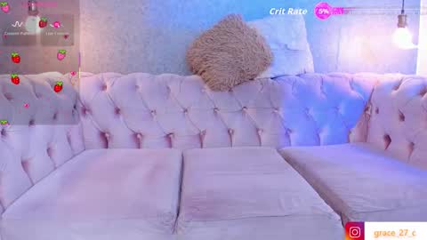 Snapshot of grace77_ chatting on 09-26-25, 09:35 Grace online show from 09-26-25, 09:35