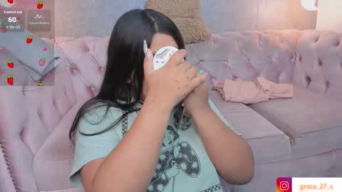 Snapshot of grace77_ chatting on 10-22-25, 09:20 Grace online show from 10-22-25, 09:20