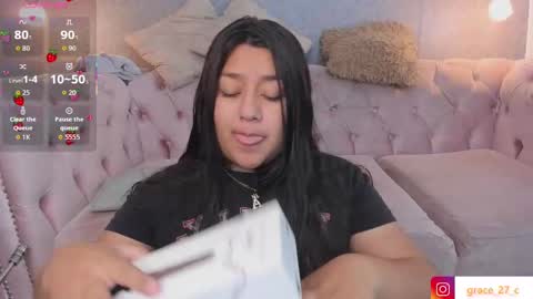 Snapshot of grace77_ chatting on 11-10-25, 11:42 Grace online show from 11-10-25, 11:42