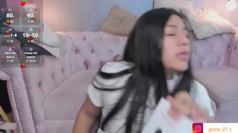 Snapshot of grace77_ chatting on 11-12-25, 09:42 Grace online show from 11-12-25, 09:42