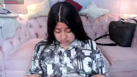 Snapshot of grace77_ chatting on 05-19-26, 12:44 Grace online show from 05-19-26, 12:44
