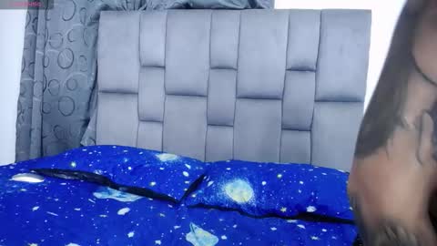 grace_and_shawn online show from 10-24-25, 09:49