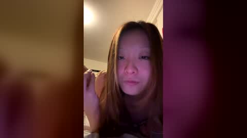 Snapshot of gracemeow chatting on 05-12-26, 11:18 gracemeow online show from 05-12-26, 11:18