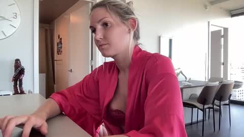 Snapshot of graciemae_baexx chatting on 09-30-25, 08:25 Gracie Mae online show from 09-30-25, 08:25