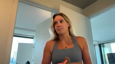 Snapshot of graciemae_baexx chatting on 10-08-25, 10:29 Gracie Mae online show from 10-08-25, 10:29