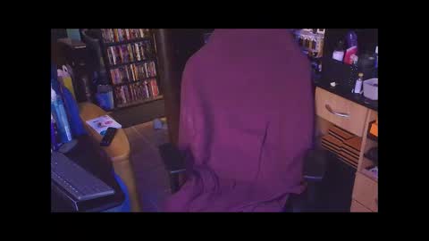 Christopher online show from 01-18-25, 06:24