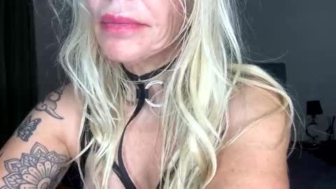 Antzella Granny online show from 05-16-26, 12:18