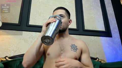 Snapshot of grantblake chatting on 10-04-25, 06:44 Grant online show from 10-04-25, 06:44