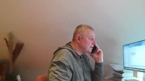 grau197077 online show from 02-19-26, 09:38