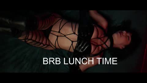 grayce blossoms24 online show from 02-26-25, 11:15