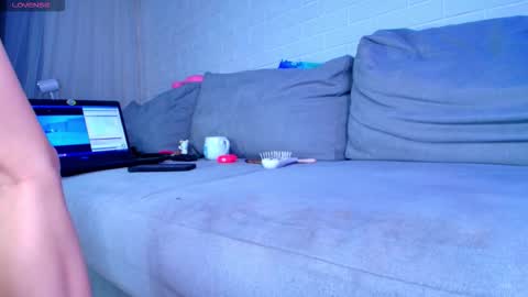 Anny online show from 02-18-26, 11:22