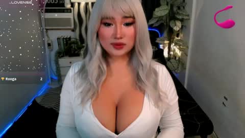 Snapshot of great_selfsuckerts chatting on 05-11-26, 02:45 PAULATHEONE online show from 05-11-26, 02:45