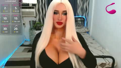 Snapshot of great_selfsuckerts chatting on 05-27-26, 05:37 PAULATHEONE online show from 05-27-26, 05:37