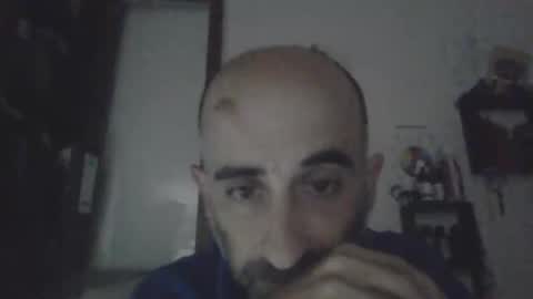 Snapshot of greekgod19cm chatting on 10-31-25, 05:36 greekgod19cm online show from 10-31-25, 05:36