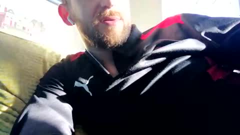 Snapshot of greendiamon chatting on 03-03-26, 10:10 greendiamon online show from 03-03-26, 10:10