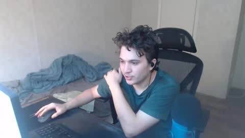 Snapshot of greendynomite_04 chatting on 03-03-26, 12:39 greendynomite_04 online show from 03-03-26, 12:39