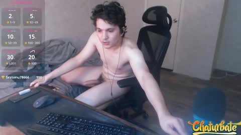 Snapshot of greendynomite_04 chatting on 03-08-26, 10:35 greendynomite_04 online show from 03-08-26, 10:35