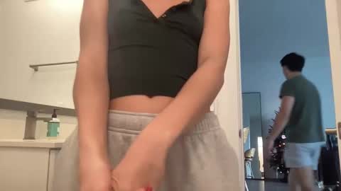 Snapshot of greeneyeddream129 chatting on 12-23-24, 07:30 mila 3 online show from 12-23-24, 07:30