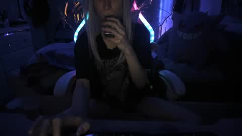 GreenEyedLovexo online show from 02-12-25, 05:47