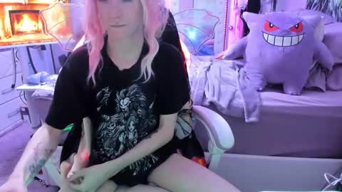 GreenEyedLovexo online show from 02-19-26, 11:45