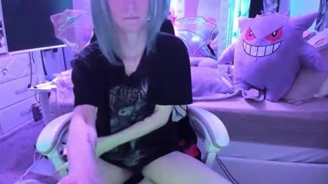 GreenEyedLovexo online show from 04-17-26, 02:53