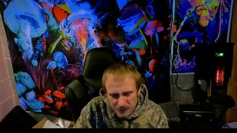 Greenlungs8195 online show from 12-13-24, 06:42