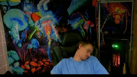 Greenlungs8195 online show from 12-20-24, 08:49