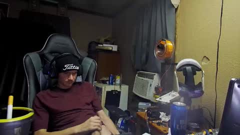 Greenlungs8195 online show from 10-21-25, 02:51