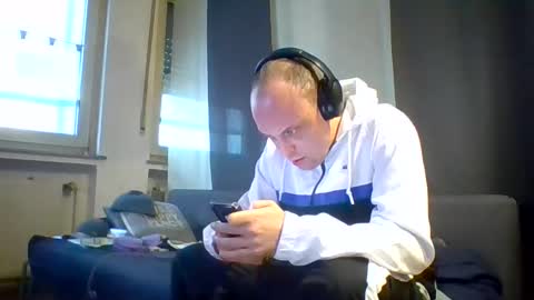 Gregy XX online show from 10-16-25, 04:08