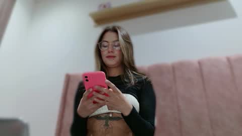 Snapshot of greta_miss chatting on 10-16-25, 03:07  Emmy  online show from 10-16-25, 03:07