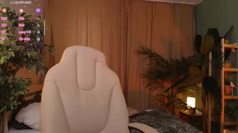 gretchen_mol online show from 11-20-25, 07:41