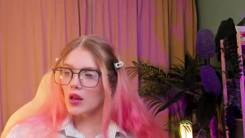 gretchen_mol online show from 01-10-26, 07:43