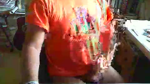 greyhounddog online show from 04-17-26, 07:55