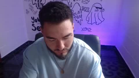 Greyson online show from 11-11-25, 01:22