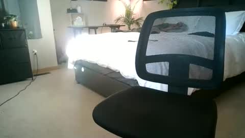 grhansen online show from 12-04-24, 09:35