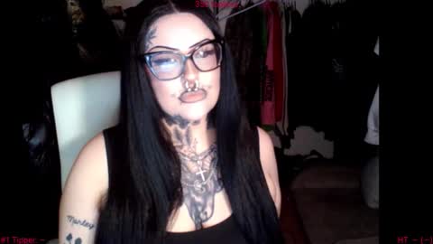 Snapshot of grindhouseho chatting on 05-15-26, 05:36 Grindhouse online show from 05-15-26, 05:36