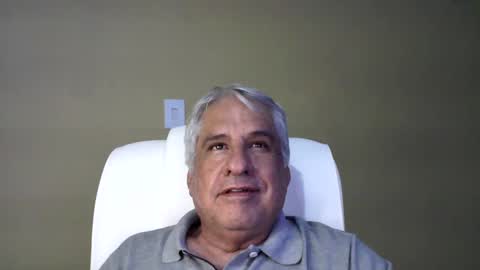 Snapshot of grisa01 chatting on 01-28-25, 09:50 grisa01 online show from 01-28-25, 09:50