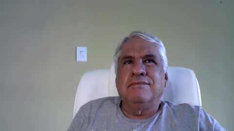 Snapshot of grisa01 chatting on 02-02-25, 01:41 grisa01 online show from 02-02-25, 01:41
