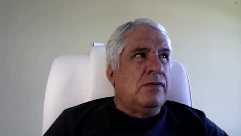 Snapshot of grisa01 chatting on 02-16-25, 01:38 grisa01 online show from 02-16-25, 01:38