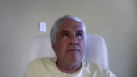Snapshot of grisa01 chatting on 03-09-25, 01:48 grisa01 online show from 03-09-25, 01:48