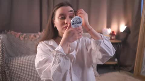 Gwen online show from 04-22-26, 06:05