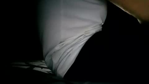 Snapshot of grly_boy chatting on 11-11-25, 03:17 bigW2M online show from 11-11-25, 03:17