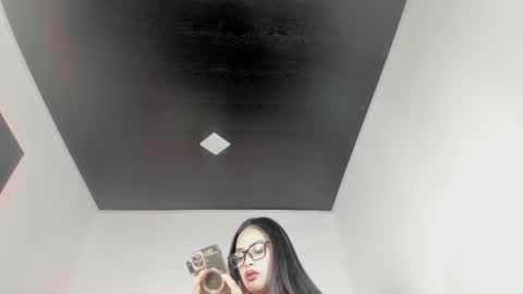 Snapshot of grupojade chatting on 12-04-25, 07:06 grupojade online show from 12-04-25, 07:06