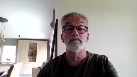 Snapshot of grybear60 chatting on 05-19-26, 06:53 Grybear online show from 05-19-26, 06:53